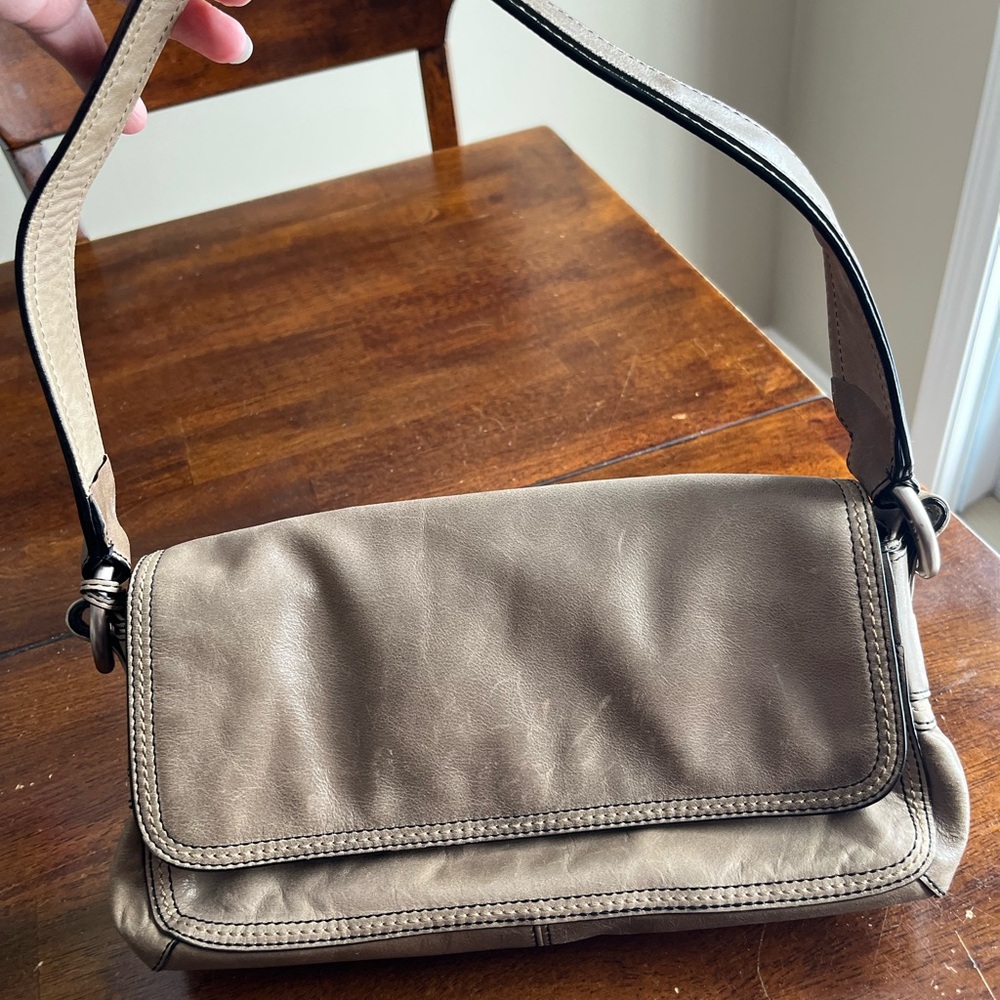 Fossil Tan Shoulder Bag with Flap Closure